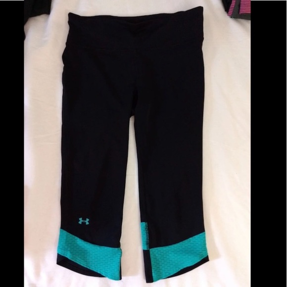 Womens Under Armour Heat Gear Crop Leggings M - Picture 1 of 9